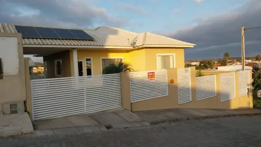 Casa com 2 Quartos à venda, 122m² no LAGOINHA, Araruama