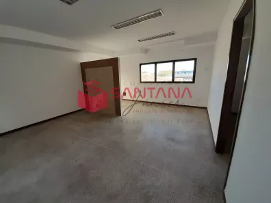 Ponto Comercial para alugar, 32m² no Pitangueiras, Lauro de Freitas