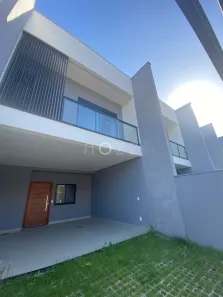 Sobrado com 3 Quartos à venda, 141m² no Glória, Joinville