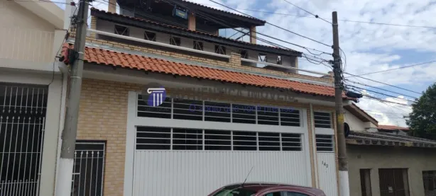 Casa com 3 Quartos à venda, 180m² no Umuarama, Osasco