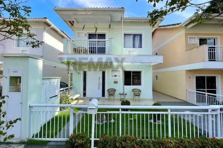 Casa de Condomínio com 4 Quartos à venda, 119m² no Freguesia (Jacarepaguá), Rio de Janeiro