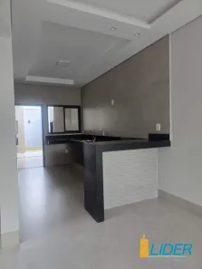Casa com 3 Quartos à venda, 86m² no Novo Mundo, Uberlândia