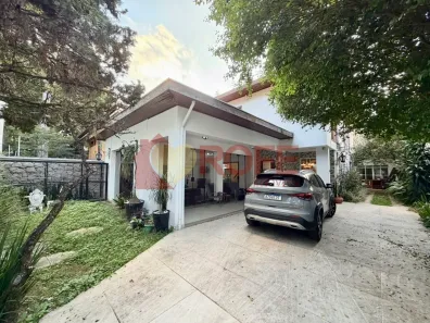 Casa com 4 Quartos à venda, 300m² no Jardim Luzitânia, São Paulo