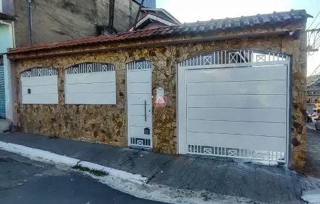 Sobrado com 2 Quartos à venda, 250m² no Vila Dionisia, São Paulo