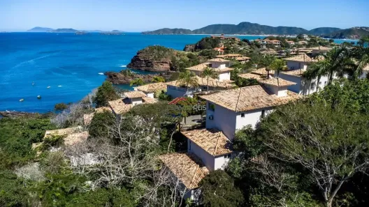 Apartamento com 4 Quartos à venda, 208m² no Ferradurinha, Armação dos Búzios