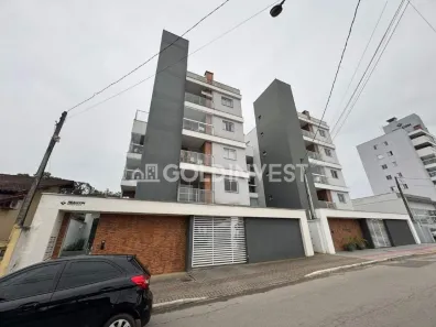 Apartamento com 2 Quartos para alugar, 96m² no Steffen, Brusque