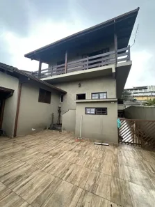 Sobrado com 4 Quartos à venda, 269m² no Centro, Ribeirão Pires