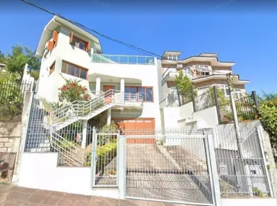 Casa com 3 Quartos à venda, 340m² no Teresópolis, Porto Alegre