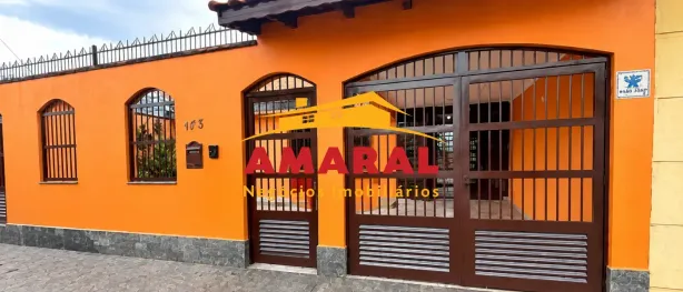 Casa com 4 Quartos para alugar, 163m² no Jardim Santa Helena, Suzano