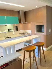 Apartamento com 2 Quartos para alugar, 65m² no Camaquã, Porto Alegre