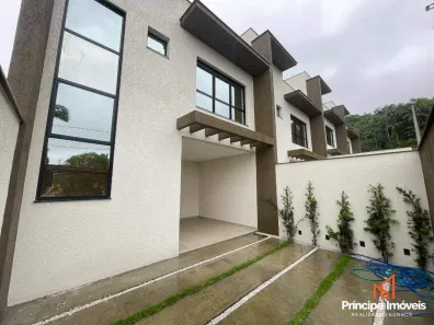 Casa com 3 Quartos à venda, 102m² no Glória, Joinville