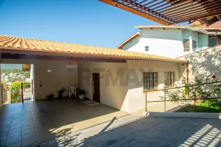 Casa com 3 Quartos à venda, 143m² no Jardim Maristela, Atibaia