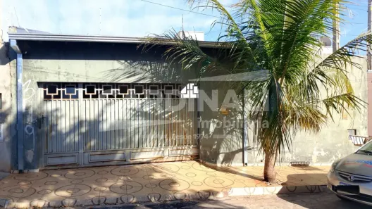 Casa com 3 Quartos para alugar, 173m² no Jardim Boa Vista, Araraquara