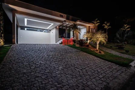 Casa de Condomínio com 4 Quartos à venda, 270m² no Jardins da Lagoa, Lagoa Santa