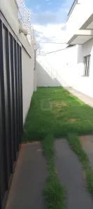 Casa com 3 Quartos à venda, 165m² no Laranjeiras, Uberlândia