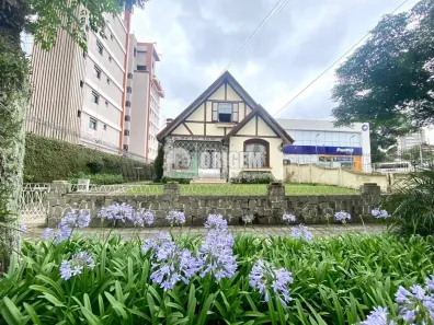 Casa com 4 Quartos à venda, 147m² no Centro, Curitiba