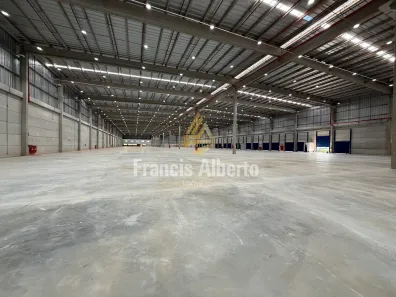 Galpão/Depósito/Armazém para alugar, 1370m² no Extrema, Extrema