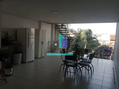 Sobrado com 3 Quartos à venda, 209m² no Jaguaribe, Osasco