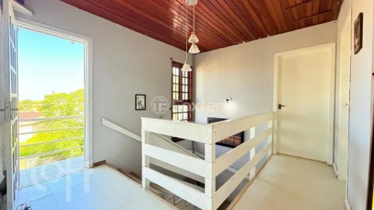 Casa com 4 Quartos à venda, 200m² no Vila Nova, Porto Alegre