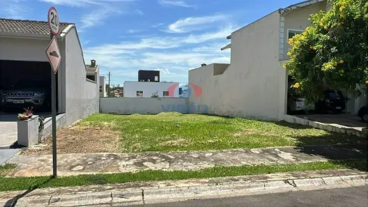 Lote/Terreno à venda, 300m² no Jardim Portal dos Ipês, Indaiatuba