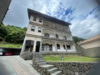 Apartamento com 4 Quartos à venda, 158m² no Sessenta, Volta Redonda