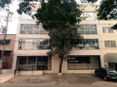 Prédio Comercial com 6 Quartos à venda, 1300m² no Paranoá, Brasília