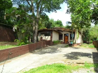 Sala Comercial à venda, 200m² no Vila Santo Antônio, Cotia