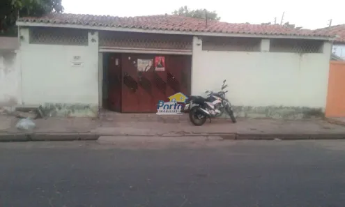 Casa com 3 Quartos à venda, 99m² no Saci, Teresina