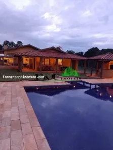 Fazenda/Sítio com 5 Quartos à venda, 426m² no Área Rural de Avaré, Avaré