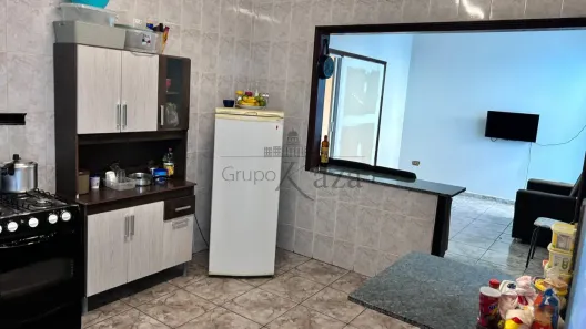 Casa com 3 Quartos à venda, 180m² no Cidade Jardim, Jacareí