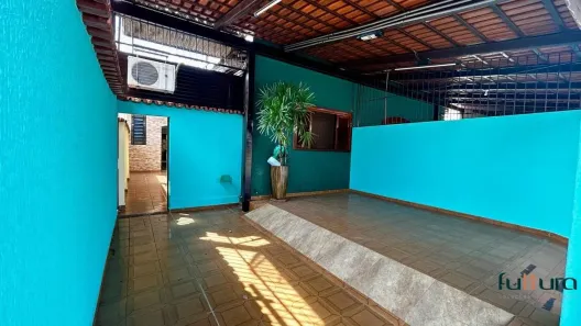 Casa com 2 Quartos para alugar, 137m² no Setor Coimbra, Goiânia