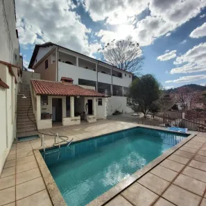Casa com 3 Quartos à venda, 309m² no Bom Clima, Juiz de Fora