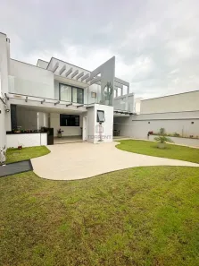 Casa com 2 Quartos à venda, 254m² no Jardim Amália, Volta Redonda