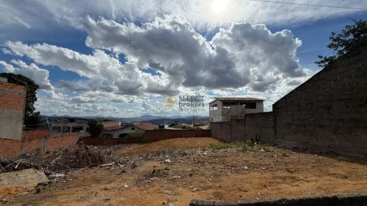 Lote/Terreno à venda, 250m² no Jardim Planalto, Colatina