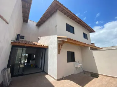 Sobrado com 4 Quartos à venda, 145m² no Bopiranga, Itanhaém