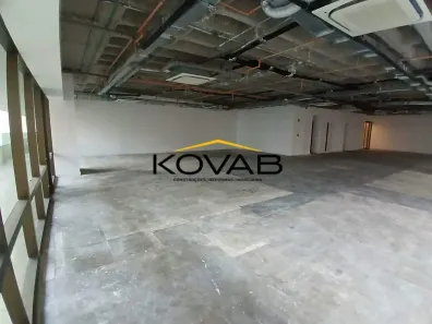 Sala Comercial para alugar, 377m² no Vila Olímpia, São Paulo