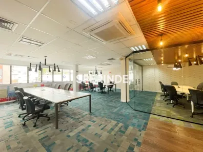 Sala Comercial para alugar, 680m² no Petrópolis, Porto Alegre