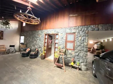 Casa com 3 Quartos à venda, 230m² no Vila Suconasa, Araraquara