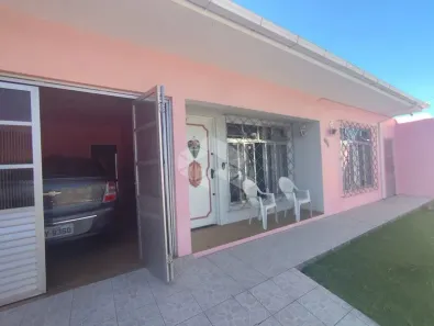 Casa com 3 Quartos para alugar, 138m² no Areias, São José