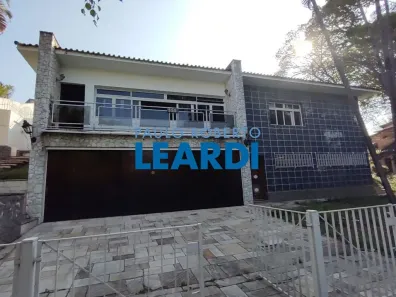 Casa com 3 Quartos à venda, 800m² no Caxingui, São Paulo