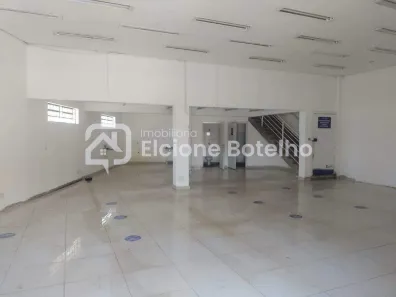 Ponto Comercial para alugar, 203m² no Santa Rosa, Uberlândia