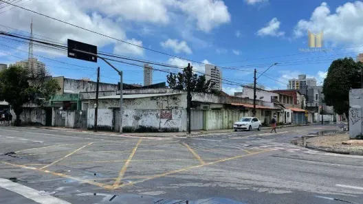 Lote/Terreno à venda, 343m² no Joaquim Távora, Fortaleza