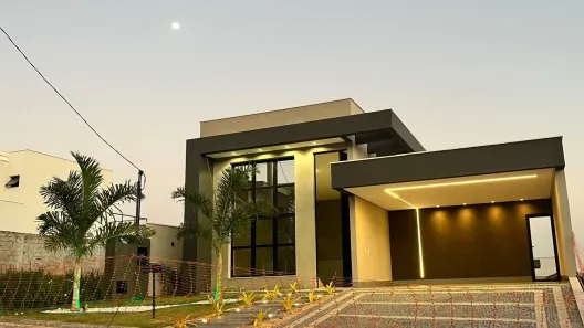 Casa de Condomínio com 3 Quartos à venda, 197m² no Jardins Nápoles, Senador Canedo