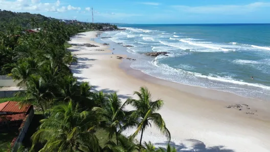 Sobrado com 6 Quartos à venda, 800m² no Olivença, Ilhéus