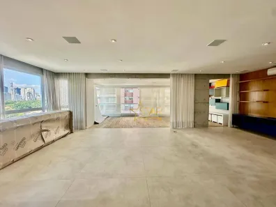 Apartamento com 3 Quartos à venda, 225m² no Cidade Monções, São Paulo