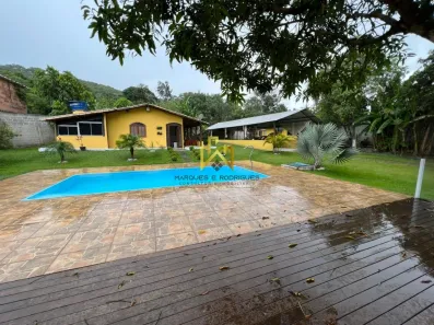 Fazenda/Sítio com 4 Quartos à venda, 3000m² no Marimbá, Betim
