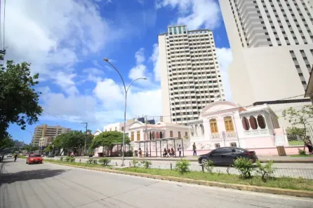 Prédio Comercial com 14 Quartos para alugar, 450m² no Soledade, Recife