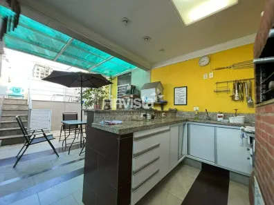 Casa com 3 Quartos à venda, 277m² no Embaré, Santos