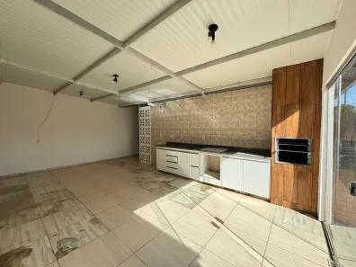 Casa de Condomínio com 3 Quartos para alugar, 150m² no Jardim Decolores, Trindade
