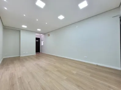 Sala Comercial para alugar, 31m² no Zona 04, Maringá